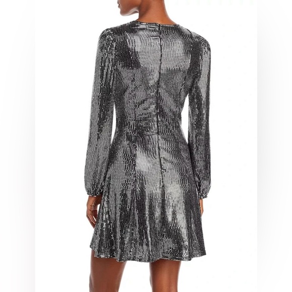 Aqua Womens Metallic Crew Neck Mini
Dress - Picture 4 of 7